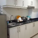 Cnholy Condo At Sea Residences